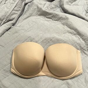Wacoal red carpet strapless bra 38DD